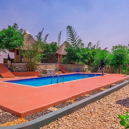 Arua Tilenga Safari Lodge מראה חיצוני תמונה