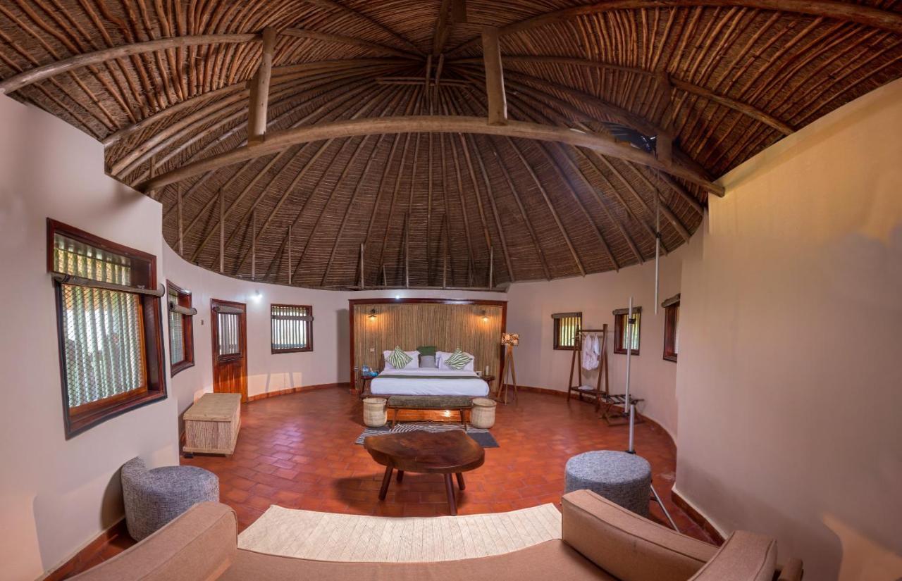 Arua Tilenga Safari Lodge מראה חיצוני תמונה