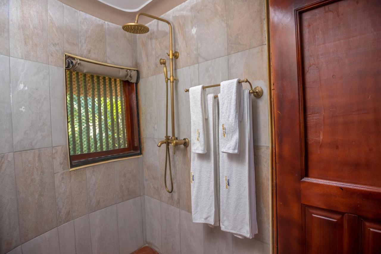 Arua Tilenga Safari Lodge מראה חיצוני תמונה